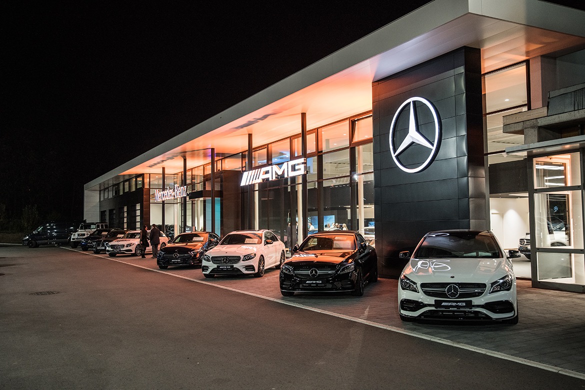 Mercedes Autohaus Eisenach - Außenbeleuchtung bei Nacht