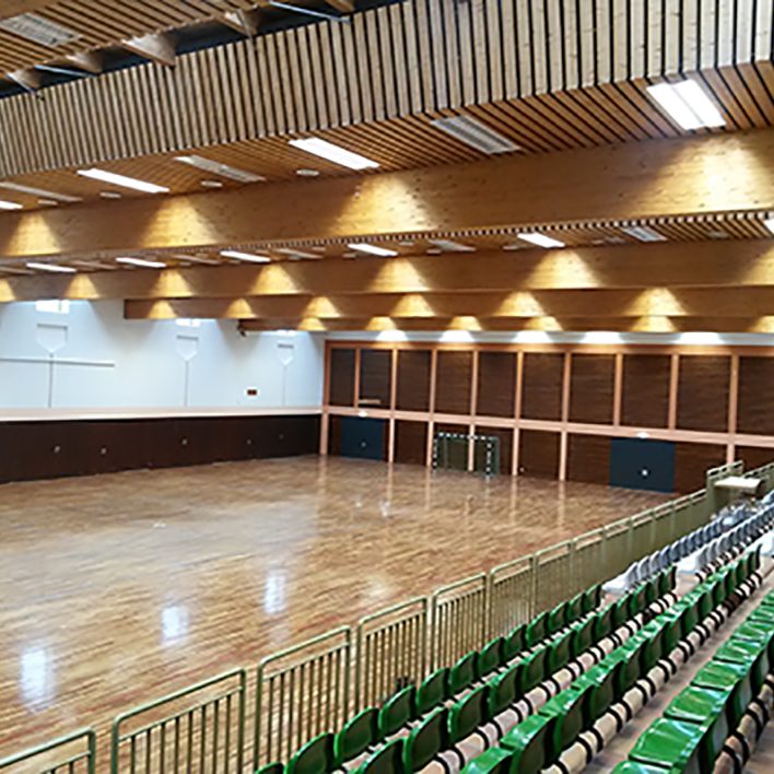 Sporthalle Martinsee Heusenstamm - Beleuchtung für Tischtennis-Wettkämpfe